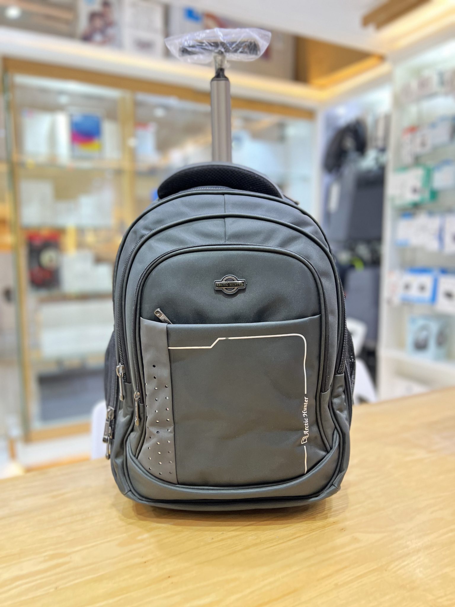 Trolley Backpack Price in Pakistan | Buy Waterproof Travel Backpack Online