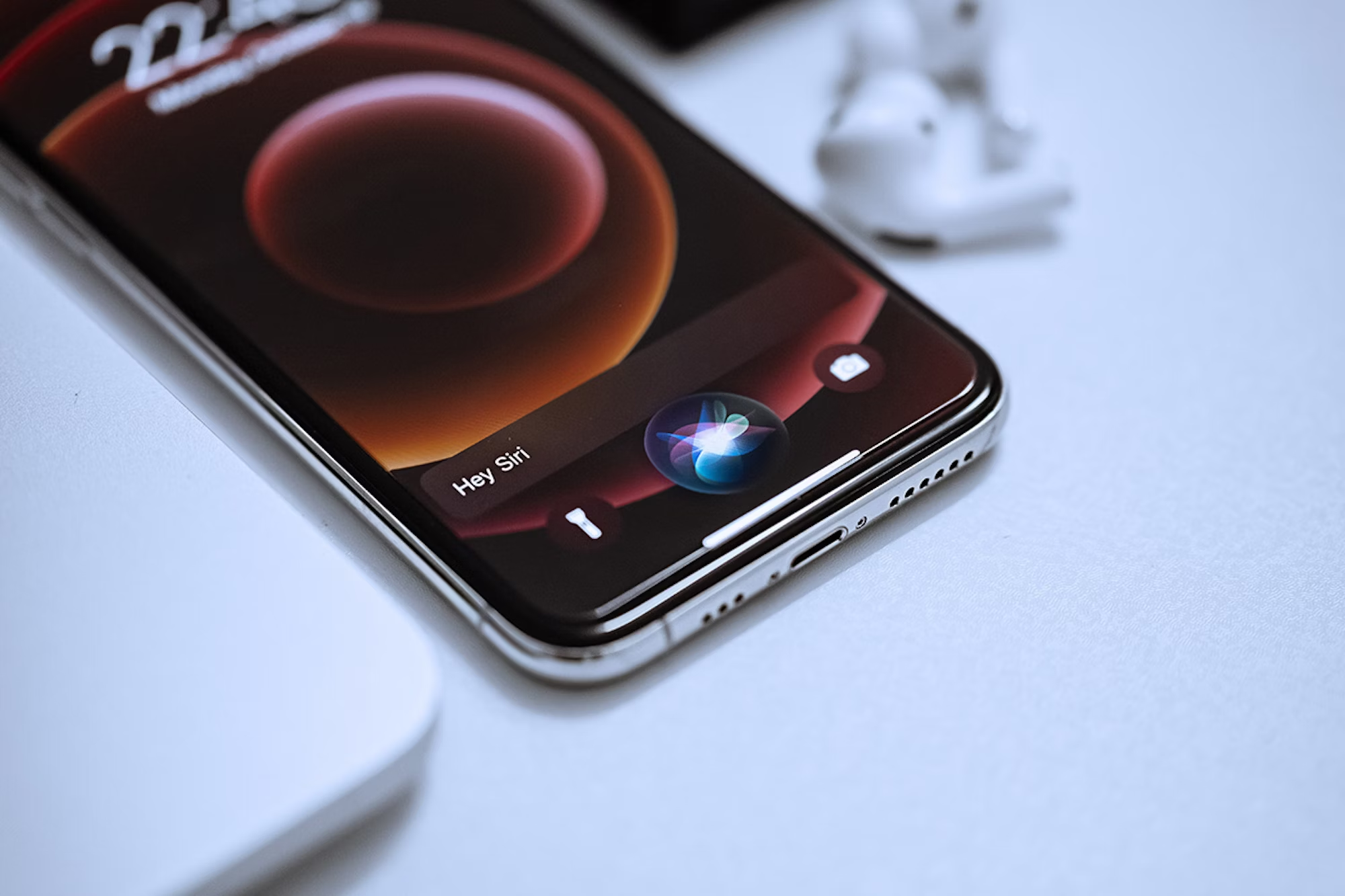 Apple Plans Big Siri Update with Help from Google AI